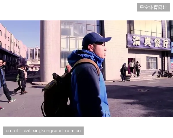 她：2001年打破天花板的“小女孩”